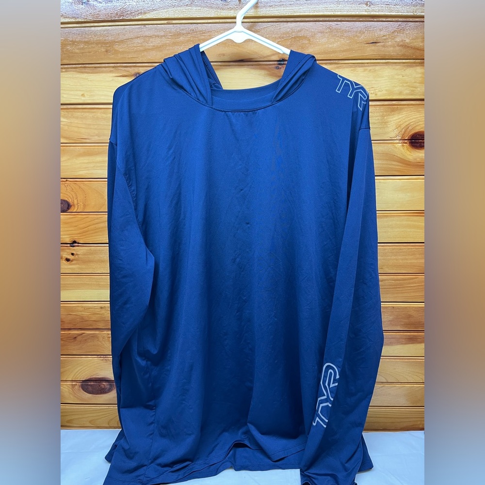 TYR pullover hoodie XXL